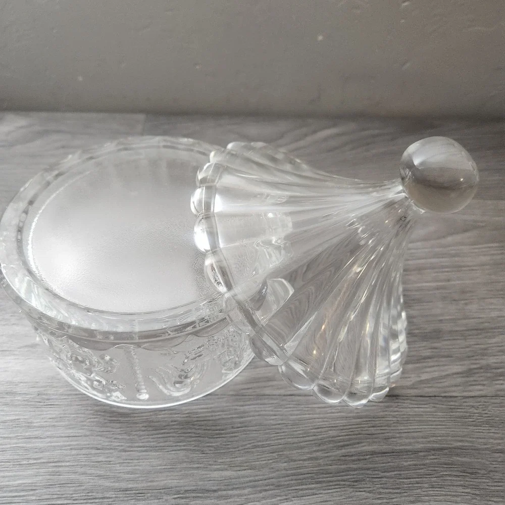 Vintage Clear‎ Pressed Glass Carousel Trinket Box Lidded Candy Dish Horse Swan